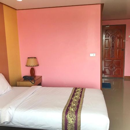 Toh Buk Seng Ayutthaya Hotel Екстер'єр фото