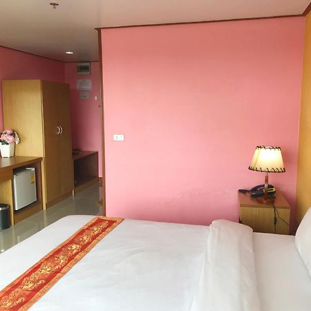 Toh Buk Seng Ayutthaya Hotel Екстер'єр фото