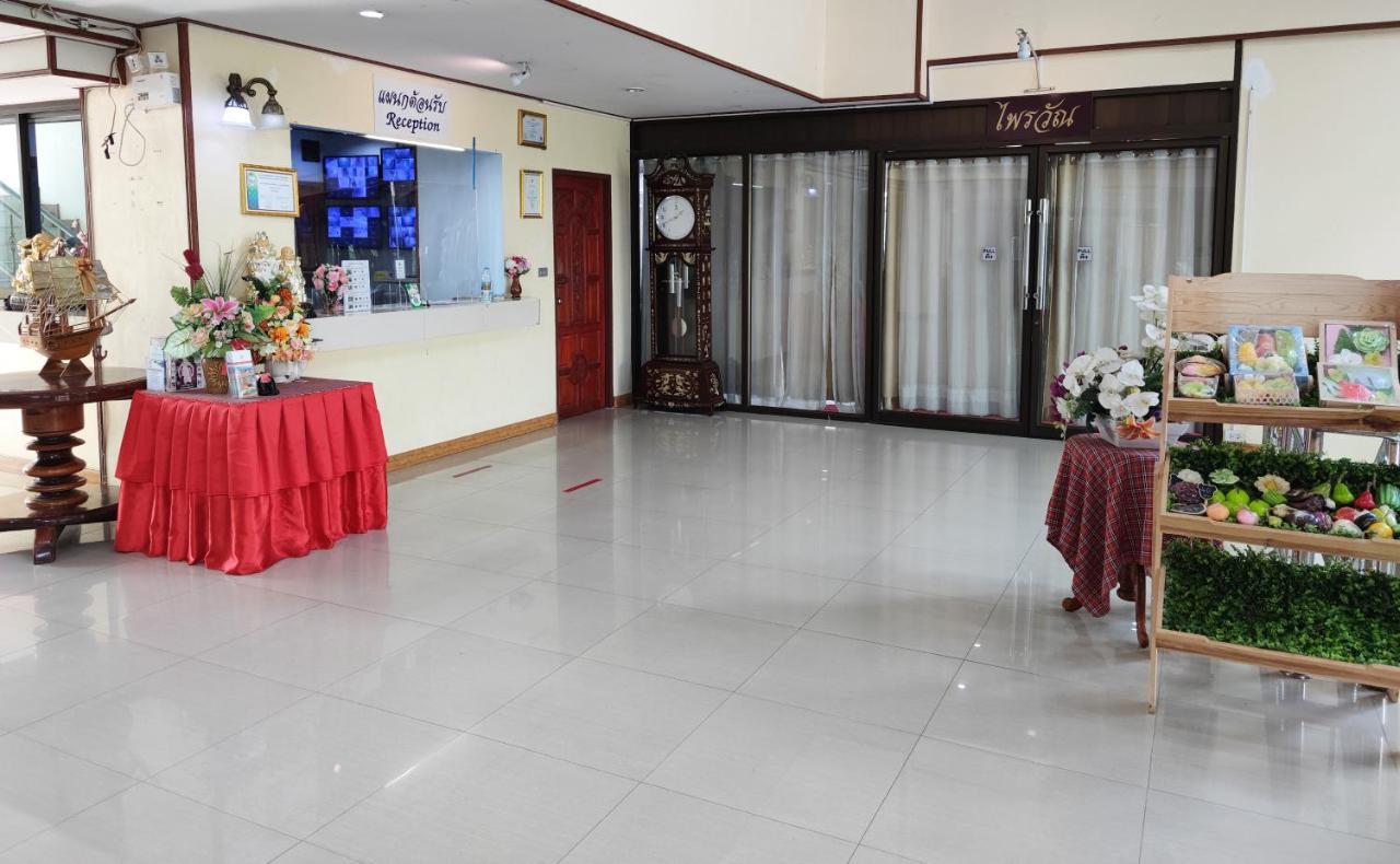 Toh Buk Seng Ayutthaya Hotel Екстер'єр фото