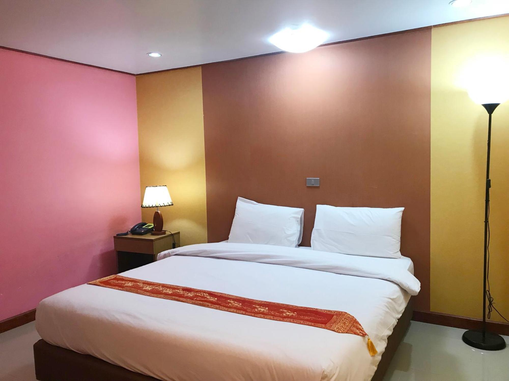 Toh Buk Seng Ayutthaya Hotel Екстер'єр фото