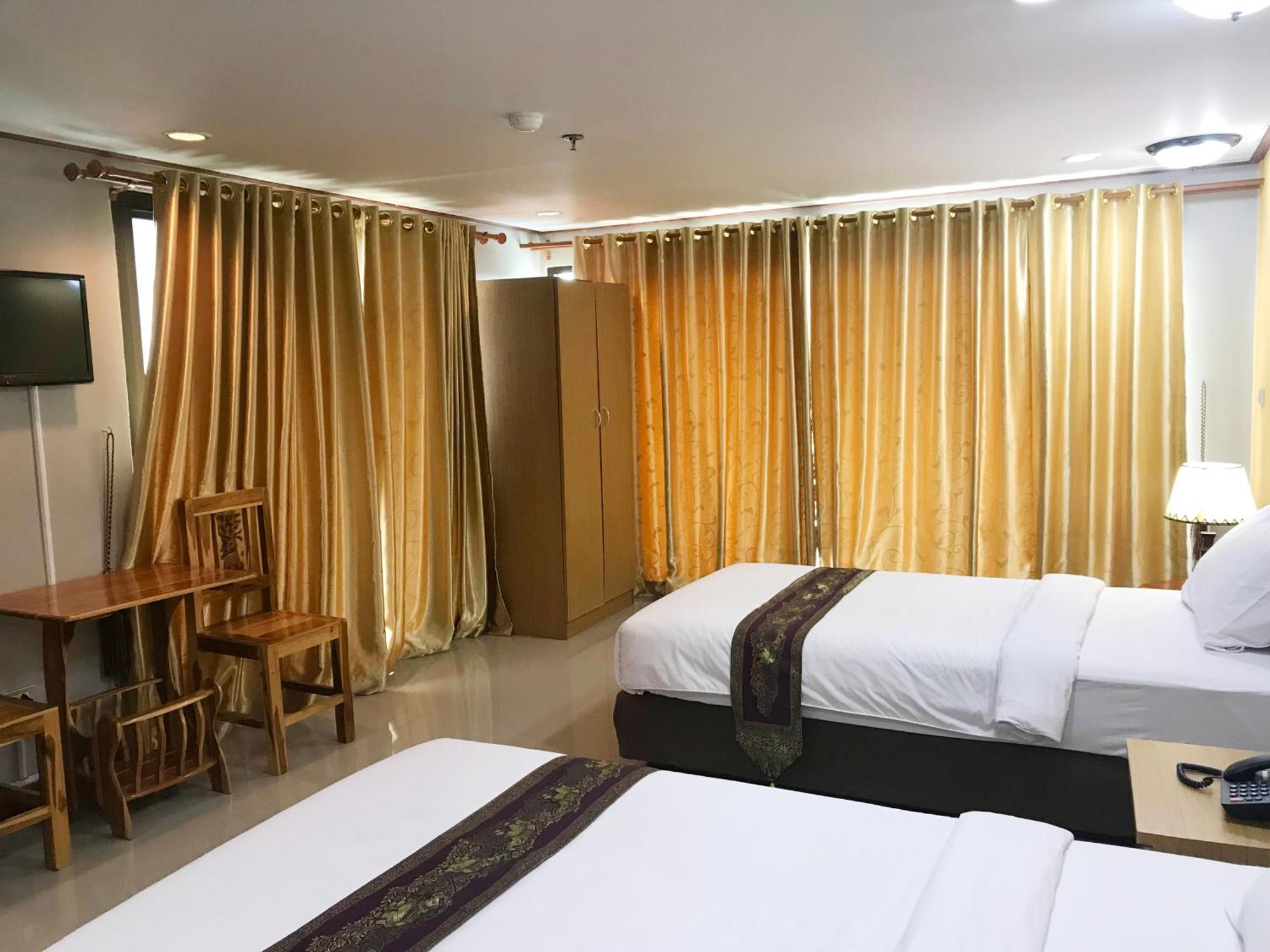 Toh Buk Seng Ayutthaya Hotel Екстер'єр фото