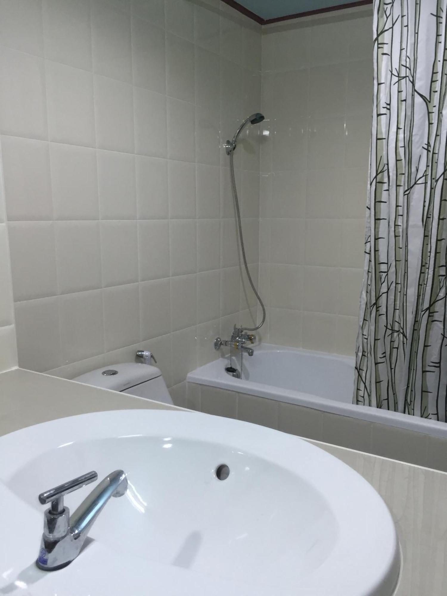 Toh Buk Seng Ayutthaya Hotel Екстер'єр фото