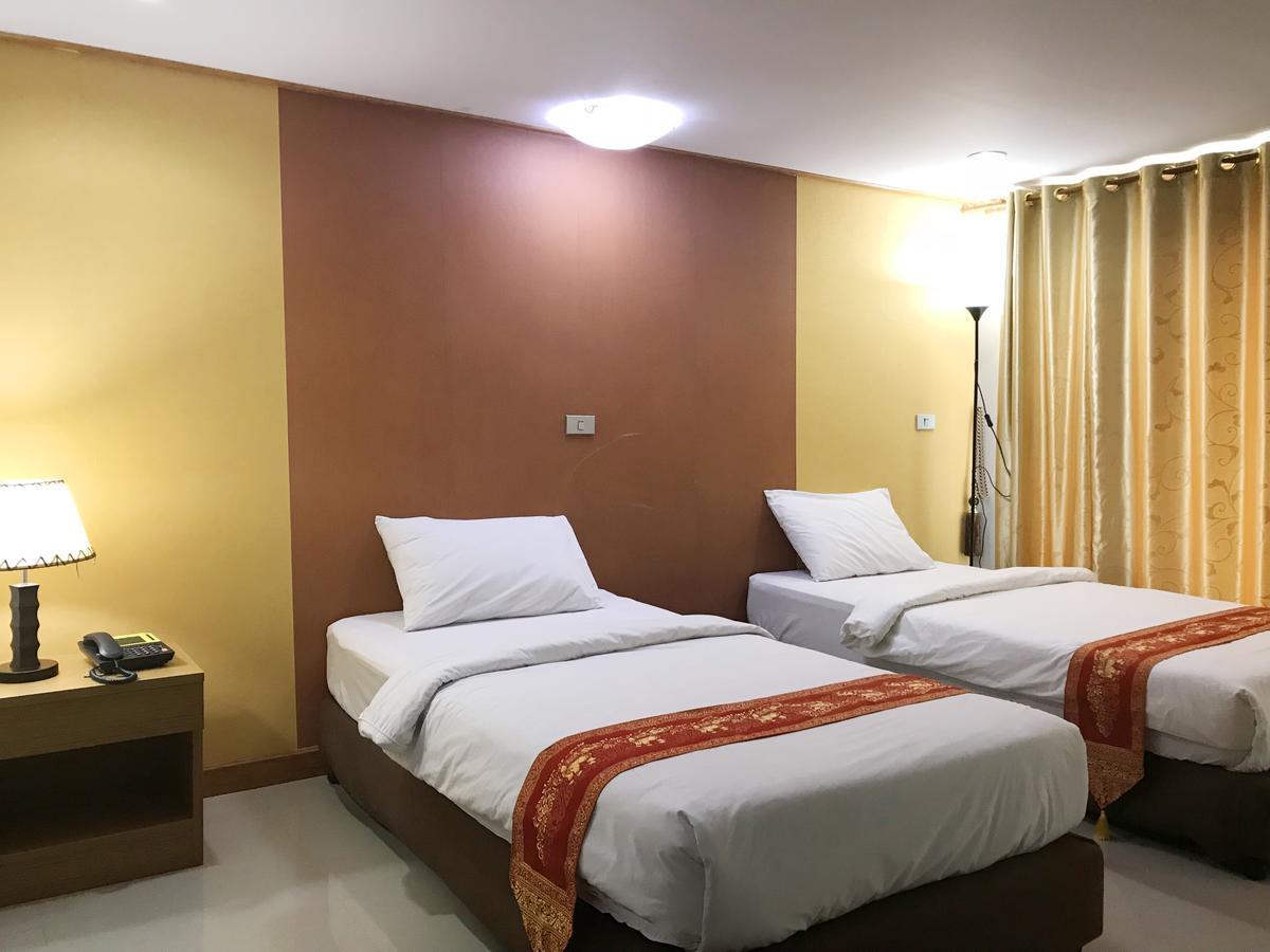 Toh Buk Seng Ayutthaya Hotel Екстер'єр фото