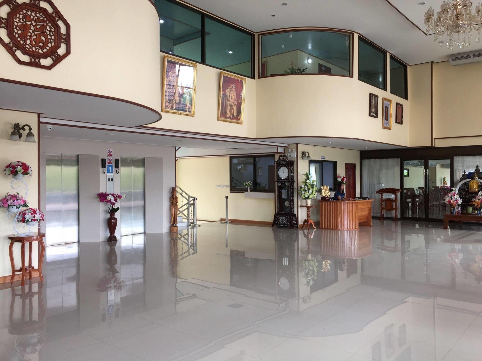 Toh Buk Seng Ayutthaya Hotel Екстер'єр фото