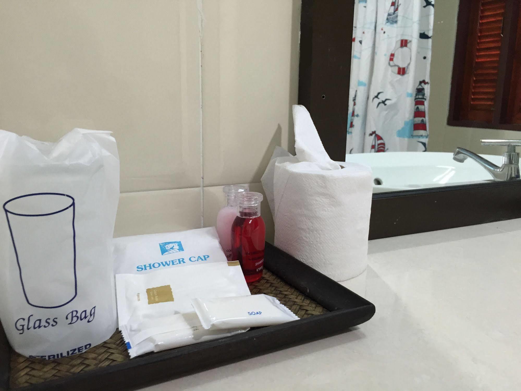 Toh Buk Seng Ayutthaya Hotel Екстер'єр фото