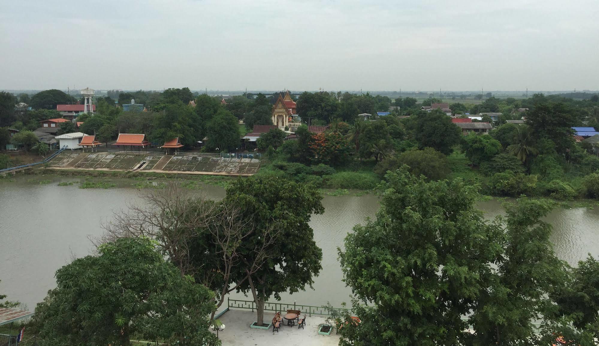 Toh Buk Seng Ayutthaya Hotel Екстер'єр фото