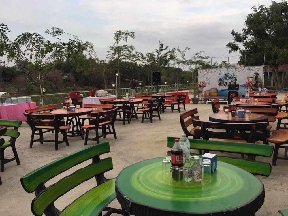 Toh Buk Seng Ayutthaya Hotel Екстер'єр фото